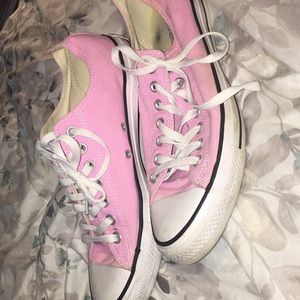 Pink converse!